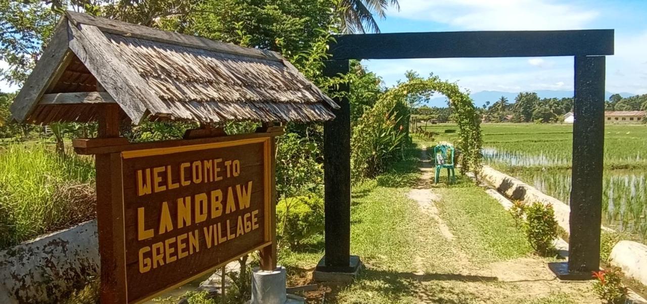Ambow Homestay Jungle Trekking & Village Tour Bukit Lawang Exterior photo